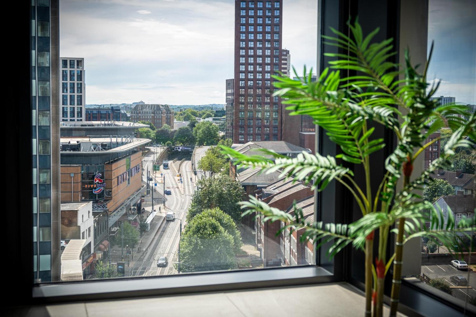 Mercian Luxury Serviced Apartments- Birmingham City Centre - Your Perfect Stay - Gym Rooftop Terrace Cinema Room Εξωτερικό φωτογραφία