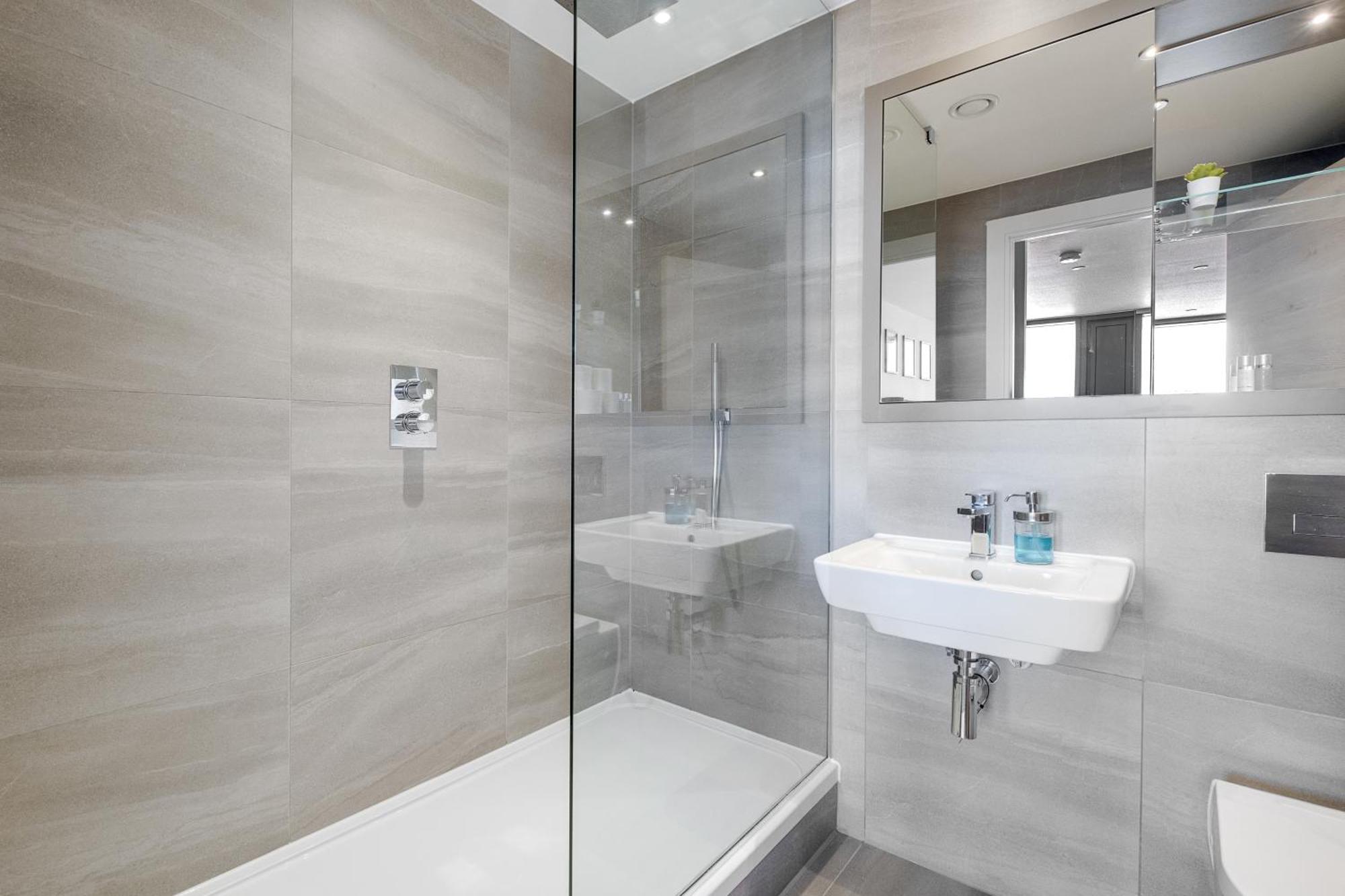 Mercian Luxury Serviced Apartments- Birmingham City Centre - Your Perfect Stay - Gym Rooftop Terrace Cinema Room Εξωτερικό φωτογραφία