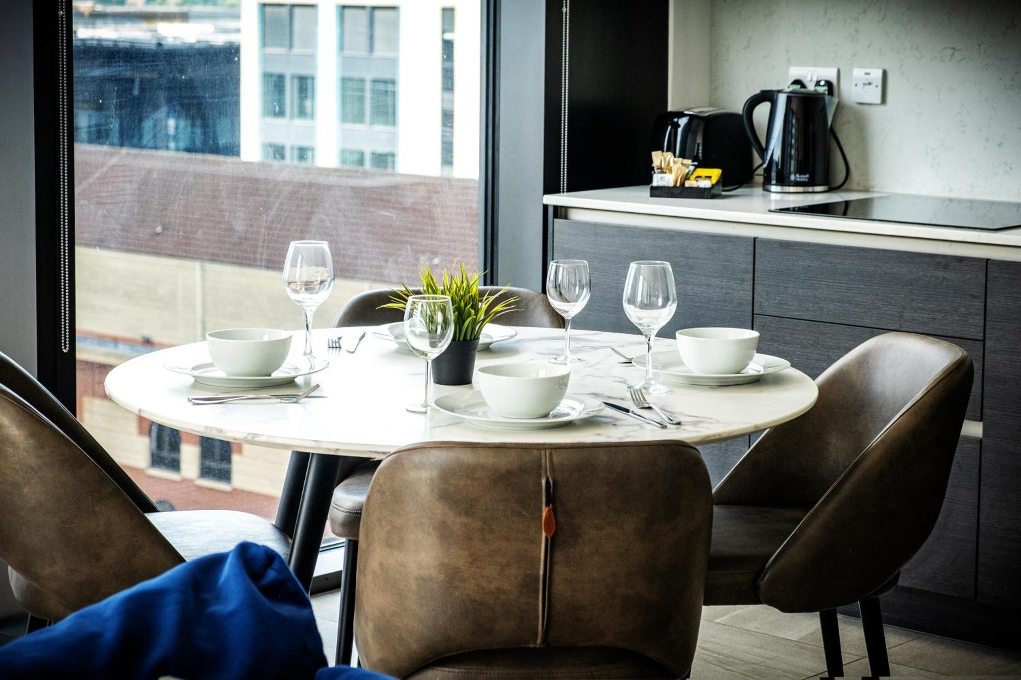 Mercian Luxury Serviced Apartments- Birmingham City Centre - Your Perfect Stay - Gym Rooftop Terrace Cinema Room Εξωτερικό φωτογραφία