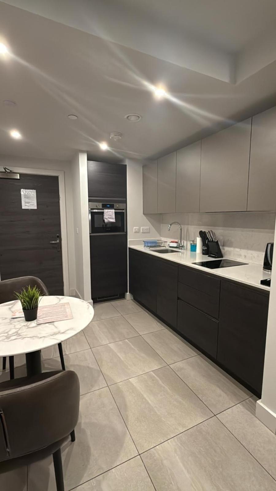 Mercian Luxury Serviced Apartments- Birmingham City Centre - Your Perfect Stay - Gym Rooftop Terrace Cinema Room Εξωτερικό φωτογραφία